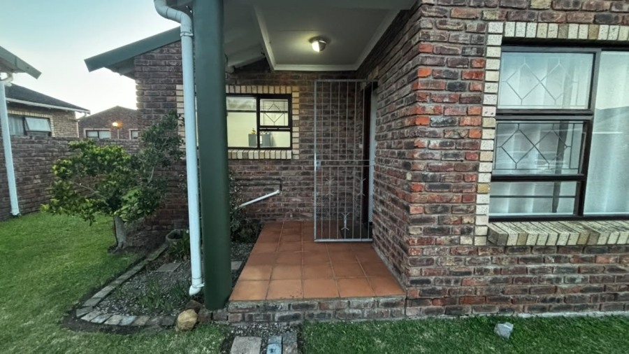 2 Bedroom Property for Sale in Lorraine Eastern Cape